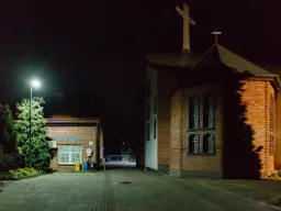 Kościół - oświetlenie posesji