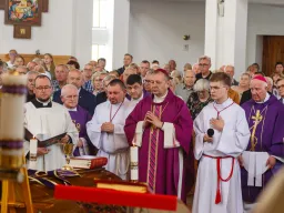 Parafia - pogrzeb ks. Józefa Gołębiowskiego