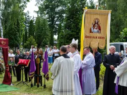 Parafia - pogrzeb ks. Józefa Gołębiowskiego